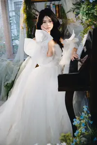 YiTuYu Art Language Vol.8775 Dan Dan: A Muse at the Piano - Melody of Pure Elegance-1