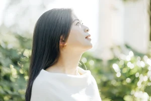 Serene winter afternoon with Wo Shi Xiao Long Ya - YiTuYu Vol.8917-12