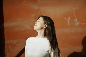 Serene winter afternoon with Wo Shi Xiao Long Ya - YiTuYu Vol.8917-18