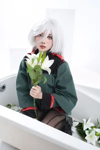 Stunning Miorine Rembran Cosplay by PoppaChan from Mobile Suit Gundam: The Witch from Mercury – High-Quality Anime Photography and Video Collection-6