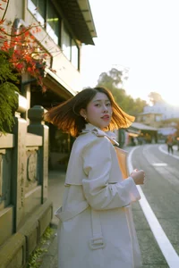 Elegant Japan Travel Style: Việt Phương Thoa in Stunning Traditional Kimono-3