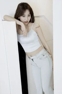 Elegant Art Language Portrait Series: Vol.9322 Featuring Model Rou Rou for Timeless Fashion and Aesthetic Photography Inspiration-15