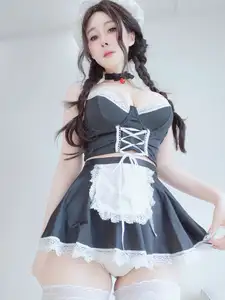 Coser BaiYin81: Captivating White Stockings Maid Cosplay - An Irresistible Charm-21