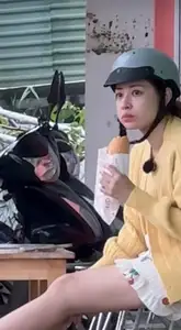 Chi Pu's Stunning Black Dress: Captivating Beauty & Elegant Style at Event.-2