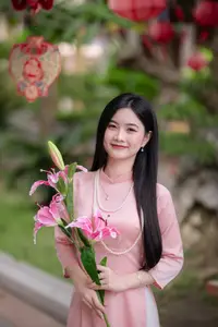 Elegant Vietnamese Beauty Amidst Ancient Architecture-2