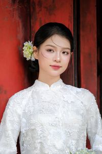 Elegant Vietnamese Woman Portrait Traditional Dress Ancient Architecture-13