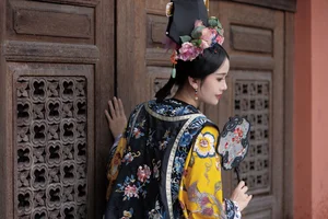 Timeless Elegance in YiTuYu Vol.8895 featuring Re Mei Shi Xiao Guai-6