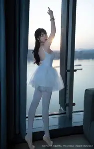 Ruan Qing XuiRen No.10575: Captivating Grace in a Pristine White Ballet Ensemble-26