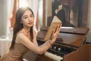 Classic Melodies: Nan Nan in YiTuYu Art Language Vol.8878 Visual Series-14