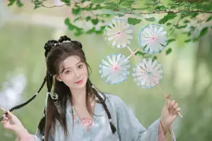 Discover Chu Yuan Yuan's Ethereal Beauty in YiTuYu Vol.8800 Collection-6