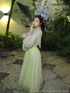 XiuRen No.10736: Li Shuang Er's Ancient Charm & Mesmerizing Guzheng Melody-2