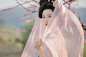 Elegant Artistic Portraiture: YiTuYu Art Language Vol.9120 CC Featuring Model Cc – Ethereal Photography Inspiration for Creative Digital Art Enthusiasts-7