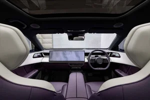 Mazda CX-6e Unveiled: A Masterpiece of Electric Luxury and Mysterious Elegance-3