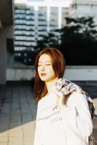 Discover Xiao Ming's Captivating Charm in YiTuYu Vol.8794: Natural Beauty Amidst Lush Greenery.-5