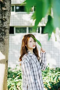 Discover Xiao Ming's Captivating Charm in YiTuYu Vol.8794: Natural Beauty Amidst Lush Greenery.-3