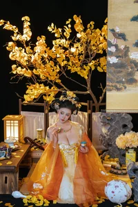 Elegant Golden Moon Cosplay: Nai Xi Jiang Nice in Traditional Chinese Inspired Fantasy Photo Series (91P)-6