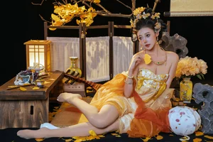 Elegant Golden Moon Cosplay: Nai Xi Jiang Nice in Traditional Chinese Inspired Fantasy Photo Series (91P)-16