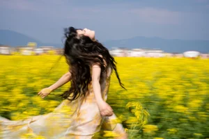 Elegant Spring Fashion Portraits: YiTuYu Art Language Vol.9349 Featuring Nan Er – New Wave Aesthetic Photography Collection-9