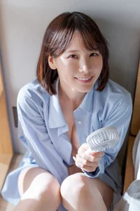 Effortless Beauty and Soft Vibes: Coser Kenken - In Secret Part01-7