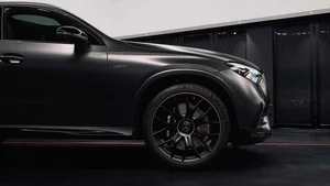 New Mercedes-AMG GLC 53: The Return of the 6-Cylinder Engine and Exclusive Drift Mode for Luxury Performance SUV Enthusiasts-5