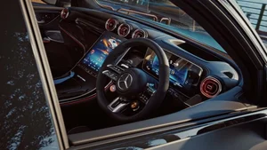 New Mercedes-AMG GLC 53: The Return of the 6-Cylinder Engine and Exclusive Drift Mode for Luxury Performance SUV Enthusiasts-10