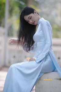 Elegant Turquoise Silk Ao Dai - Traditional Vietnamese Dress for Women (Product Code: a7dd42a8)-6