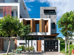 Modern Facade Sunshade Solutions: Elevating Aesthetic and Cooling Efficiency for Urban Homes-14