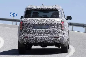 First Look: The 2027 Mitsubishi Pajero Redesign Set to Challenge the Toyota Fortuner with Bold New Styling and Tech-5