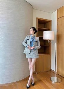 Elegant Tweed Set for the Modern Woman fashion-5