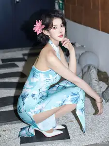 XiuRen No.10594: Li Shuang Er's Graceful Charm in a Modern Cheongsam, Captivating Asian Beauty.-23