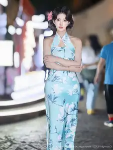XiuRen No.10594: Li Shuang Er's Graceful Charm in a Modern Cheongsam, Captivating Asian Beauty.-32