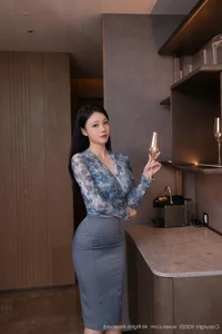 Modern Office Elegance: A Cinematic Fashion Journey With Anran-2