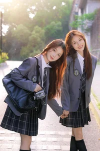 Ethereal Winter Portrait Photography: YiTuYu Art Language Vol.9141 Featuring Model Ci Yun Jing in a Frosty Landscape-13