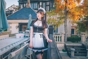 Stunning Shimos Maid Collection Part02 Featuring Coser Shimo: Aesthetic Maid Cosplay Photography and Elegant Portrait Inspiration for Fans and Creators-7