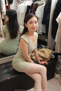 Effortless Elegance with Xiao Jie in SXJ No.2118 Part01-14