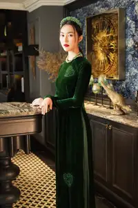 Helly Tống Evokes Nostalgia: Modernized Ao Dai Beauty and Vietnamese Grace Amidst Nature-9