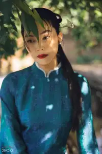 Helly Tống Evokes Nostalgia: Modernized Ao Dai Beauty and Vietnamese Grace Amidst Nature-5