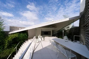 Modern Tropical 600m2 Garden House in Bandung: Folded Rooms Garden's Innovative Layered Architecture and Eco-Friendly Urban Living Design-12