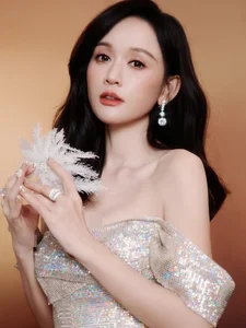 Joe Chen’s Ageless Elegance: Inspiring Style Lessons From The Queen Of Idol Dramas-3