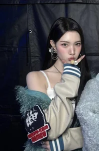 Hearts2Hearts Juun Viral Glow Up: The Stunning Visual Transformation of K-Pop’s Rising 5th Gen Star-2