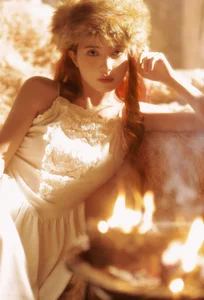 Stunning Winter Night Aesthetic Photography: Pa Pa Xiao Gong Zhu in YiTuYu Art Language Vol.9156-2