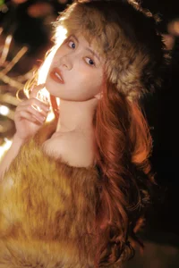 Stunning Winter Night Aesthetic Photography: Pa Pa Xiao Gong Zhu in YiTuYu Art Language Vol.9156-11