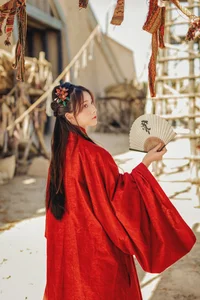 YiTuYu Art Language Vol.9233: Stunning Portrait Photography Featuring Model Dang Chu Jiao Ren Jia Xiao Tian Tian - Elegant 35-Photo Artistic Collection-2