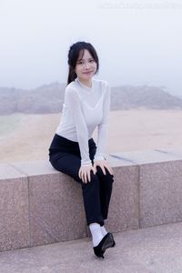Chiness Model No.2337 Xiao Jiu: High Heels, White Socks, Elegant Style-8