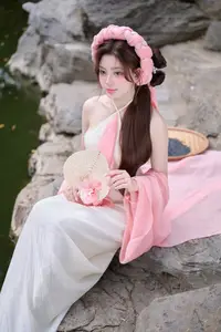 Graceful Vietnamese Beauty: A Modern Traditional Muse in a Serene Setting-14