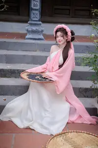 Graceful Vietnamese Beauty: A Modern Traditional Muse in a Serene Setting-15