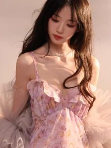 16 Stunning Tian Xi Wei AI Art Bra Style Outfits: The Ultimate Sexy Fashion Lookbook for Modern Aesthetic Inspiration-6
