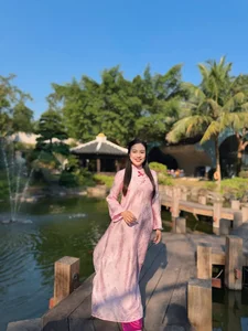 Radiant Grace: The Timeless Beauty of Pink Ao Dai-4