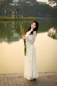 Graceful Ao Dai Vietnamese Beauty Shines Brightly By Serene Lake A Timeless Portrait-7