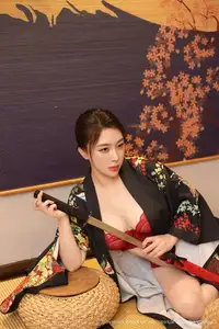 Su Yi Nuo No.10627: Captivating Traditional Grace in a Seductive Black Kimono-52